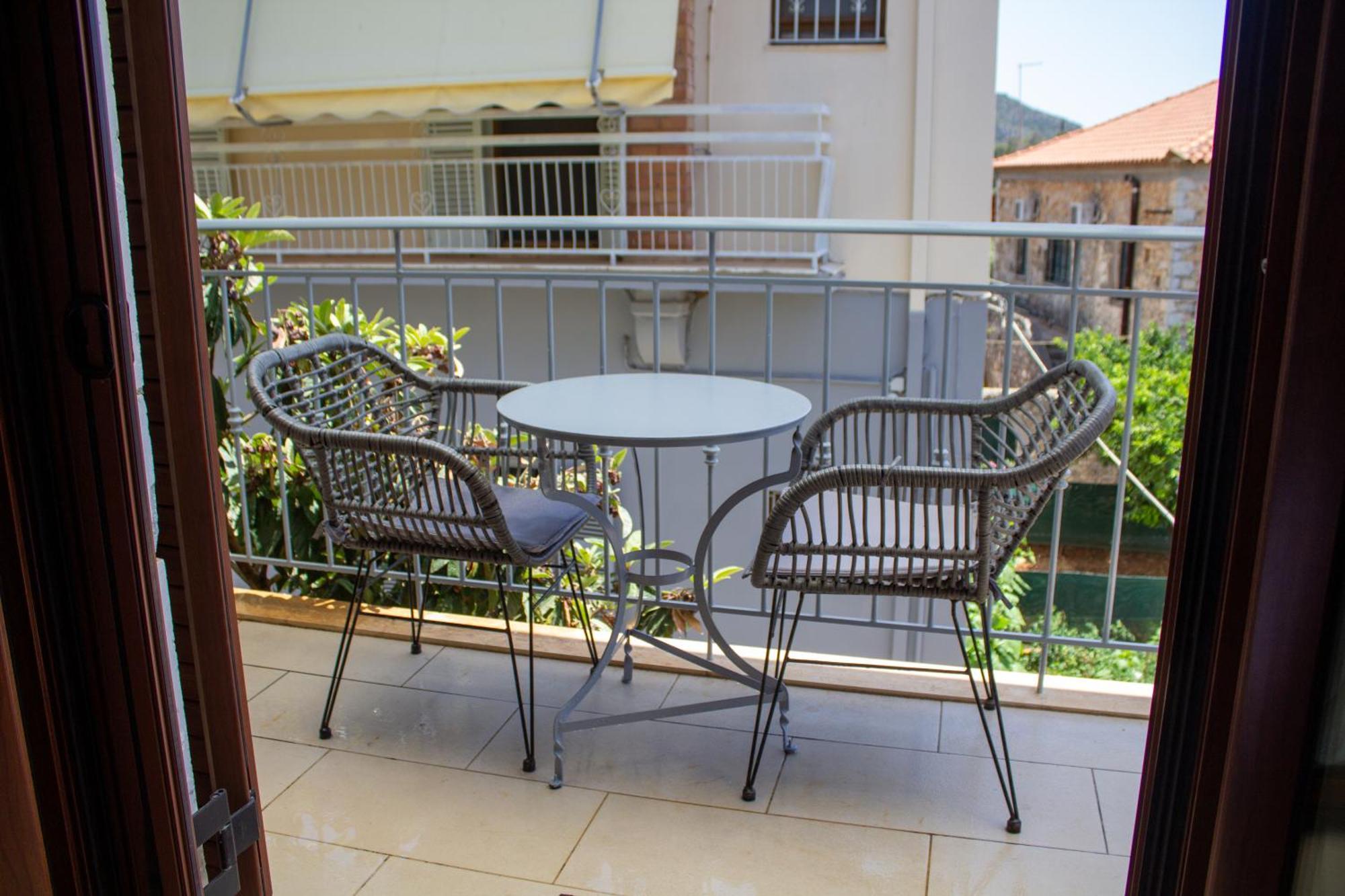 Kritamos Apartments Kardamyli Exterior foto